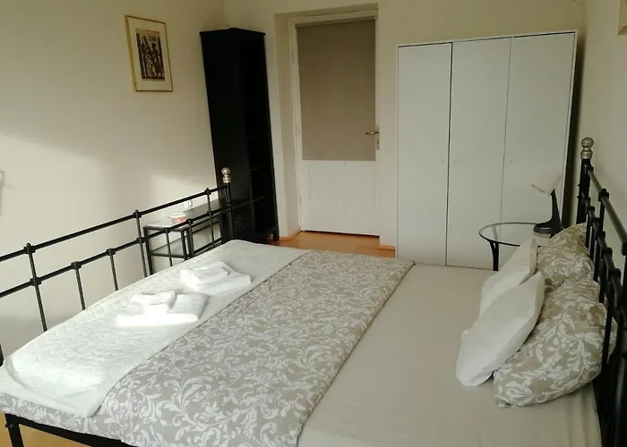 Gasthuis Zsuzsanna Vendeghaz 3*